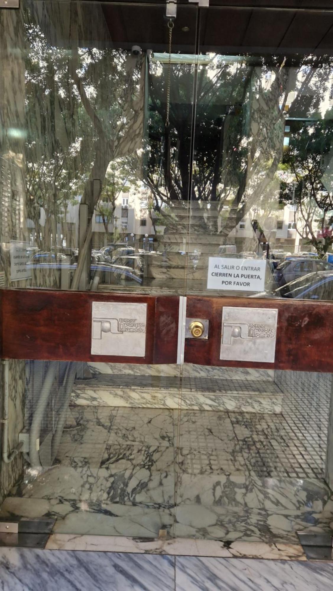 Apartamento Malaga Centro ภายนอก รูปภาพ